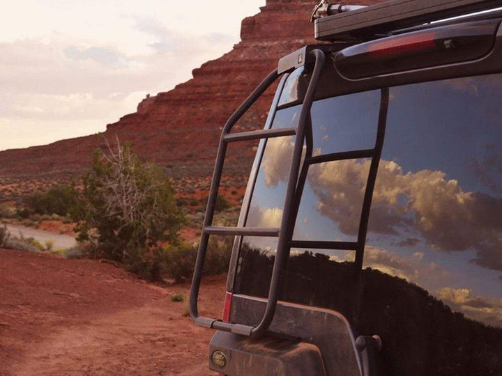 LAND ROVER DISCO 3/4 &amp; LR3/LR4 LADDER - BY FRONT RUNNER