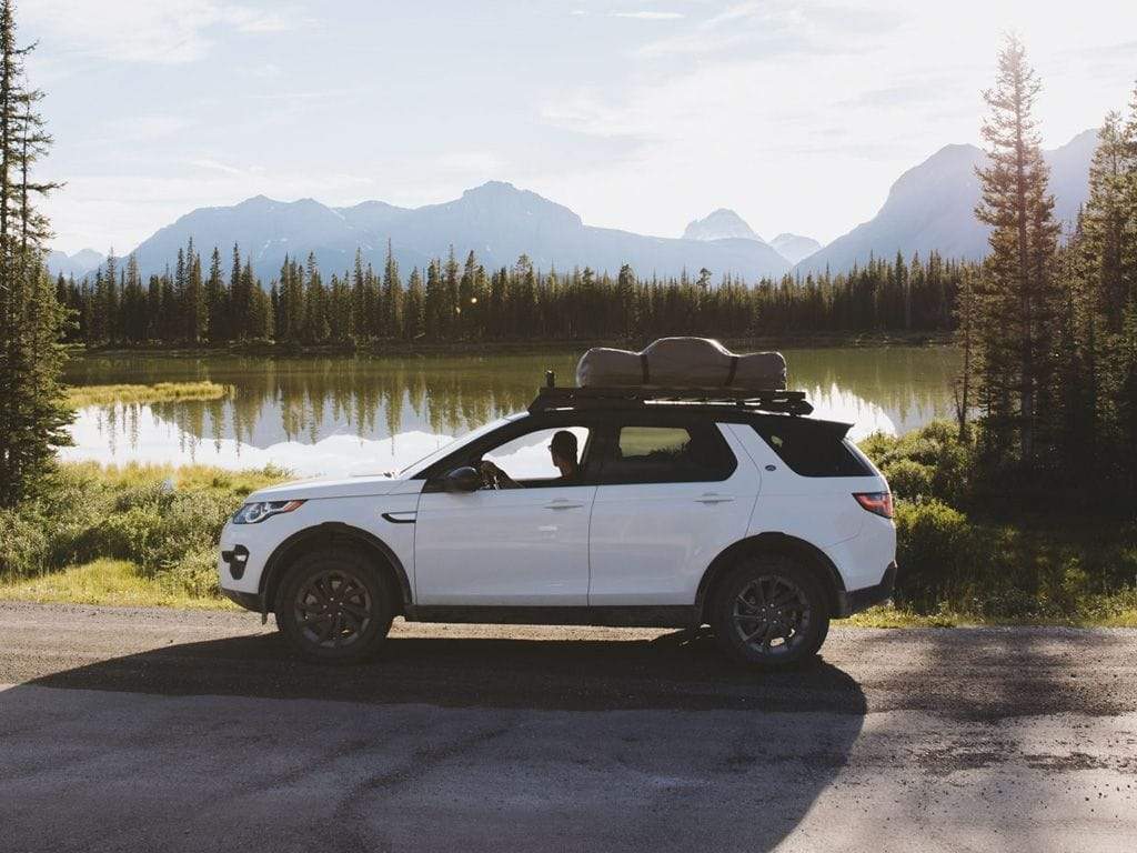 LAND ROVER DISCOVERY SPORT SLIMLINE II ROOF RACK KIT - BY FRONT RUNNER
