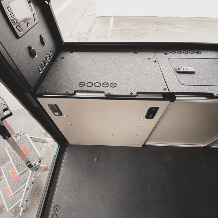 Alu-Cab Canopy Camper V2 - Toyota Tacoma 2005-Present 2nd &amp; 3rd Gen. - Rear Power Management Module - 6&