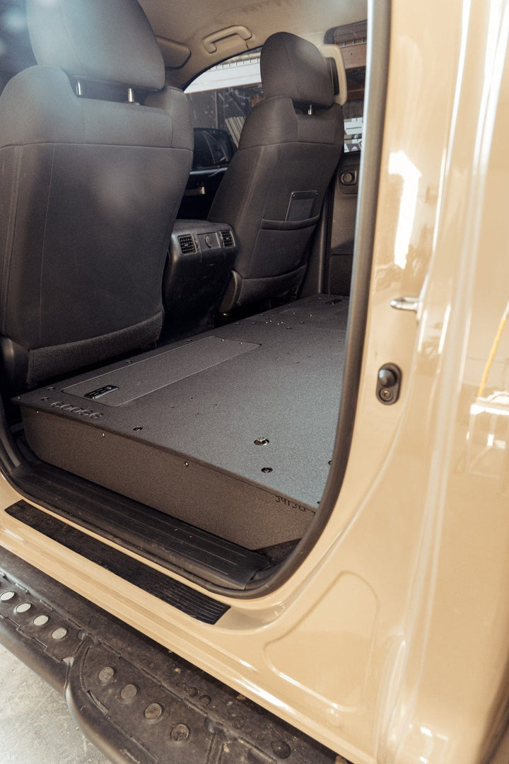 TOYOTA TUNDRA 2014-2021 2.5 GEN. CREWMAX - SECOND ROW SEAT DELETE PLATE SYSTEM