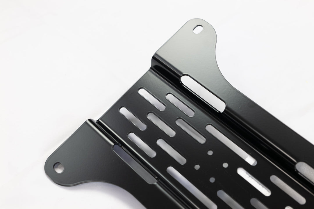 Overland Kitted Universal Mounting Plate for MAXTRAX® MKII and XTREME