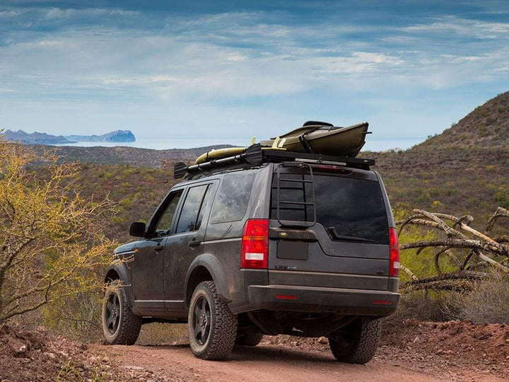 LAND ROVER Discovery3,4ラダー FRONT RUNNER Land Rover Discovery LR3/LR4 Roof Rack Wind Deflector